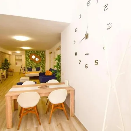 Librun Apartment *