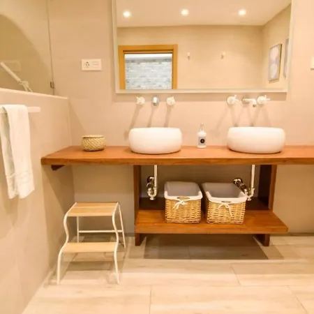 Librun Apartment *